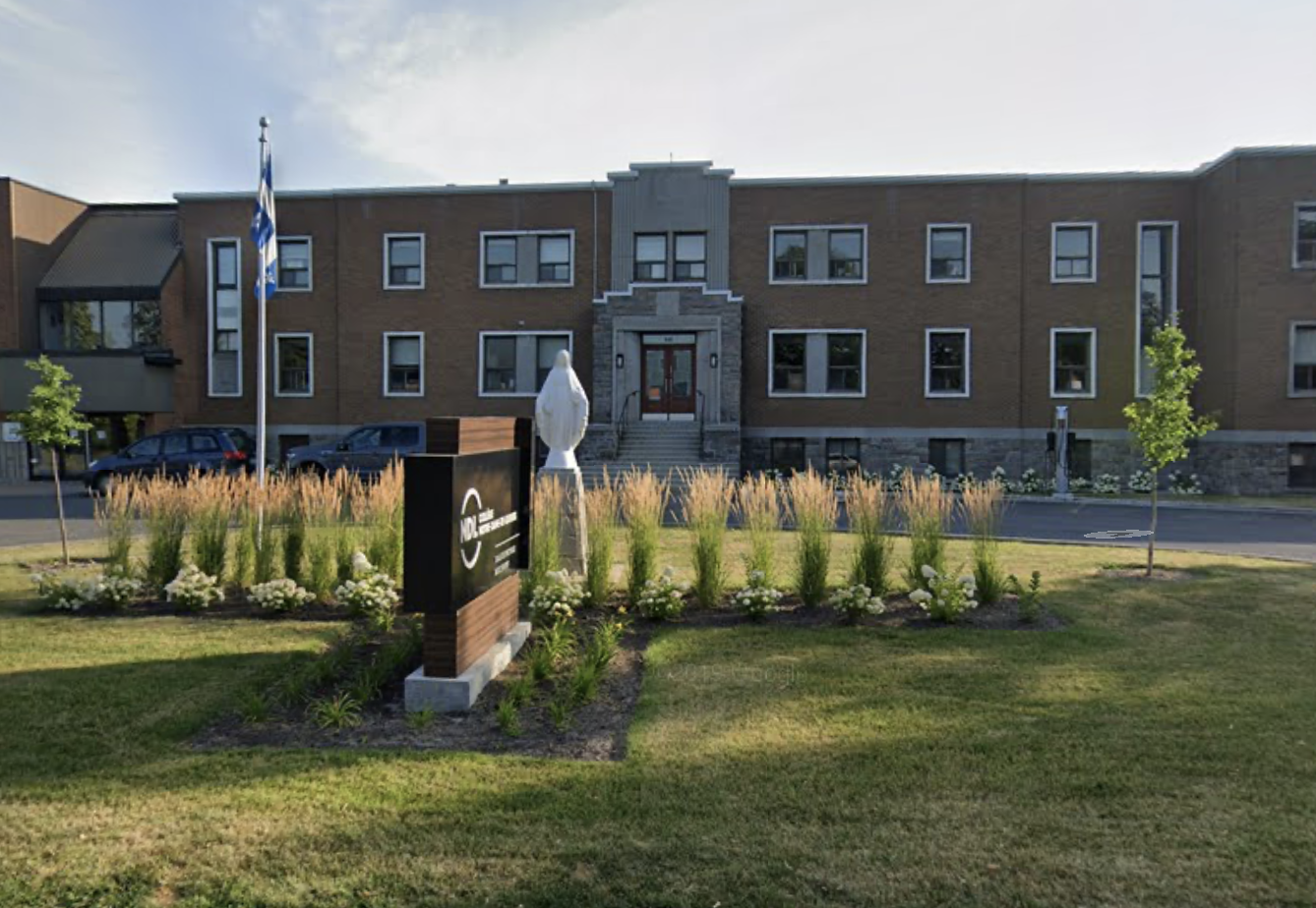 Le Collège NotreDamedeLourde touché par la Covid19 FM 103,3